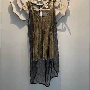 Unique. Gold & Lace. Tank. Hi low.